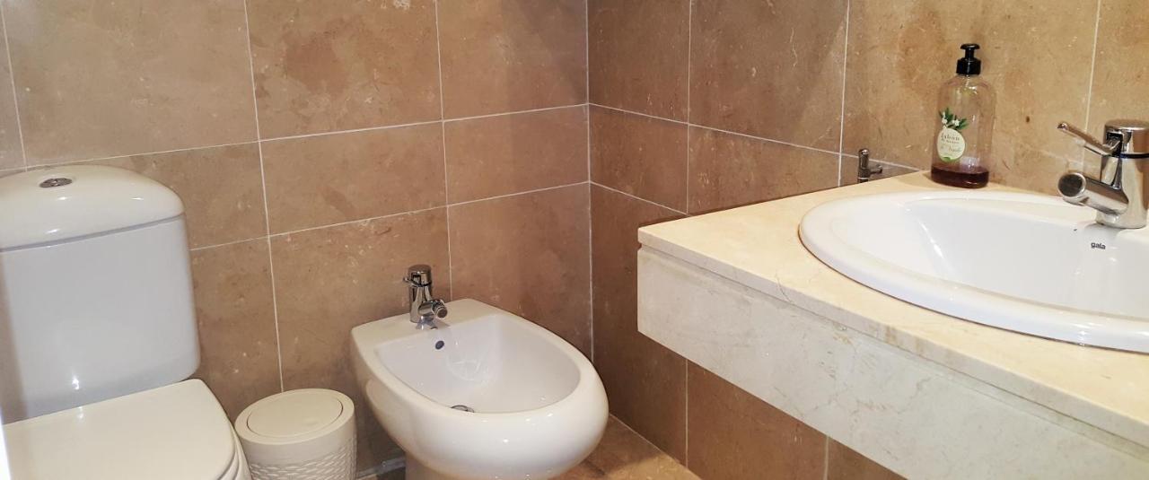 Apartamento 409 Marina Real Puerto De La Duquesa Playa มานิลบา ภายนอก รูปภาพ