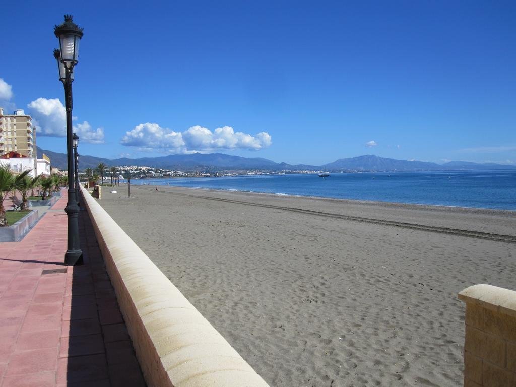 Apartamento 409 Marina Real Puerto De La Duquesa Playa มานิลบา ภายนอก รูปภาพ